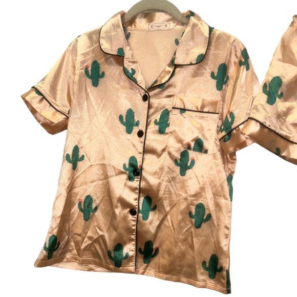 Barbie pastel peachy pink Cactus Print 2 piece pajama set XS - Picture 8 of 8